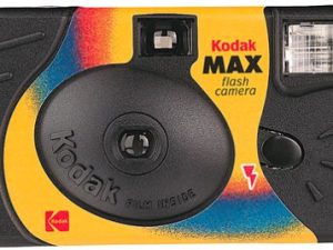 Kodak 35mm Single Use Camera w/ Flash (Packaging May Vary)